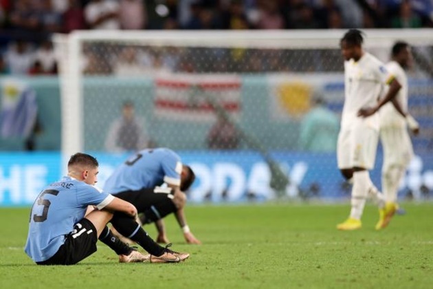 Thắng 2-0, Uruguay cay đắng nhìn Hàn Quốc lách qua khe cửa hẹp