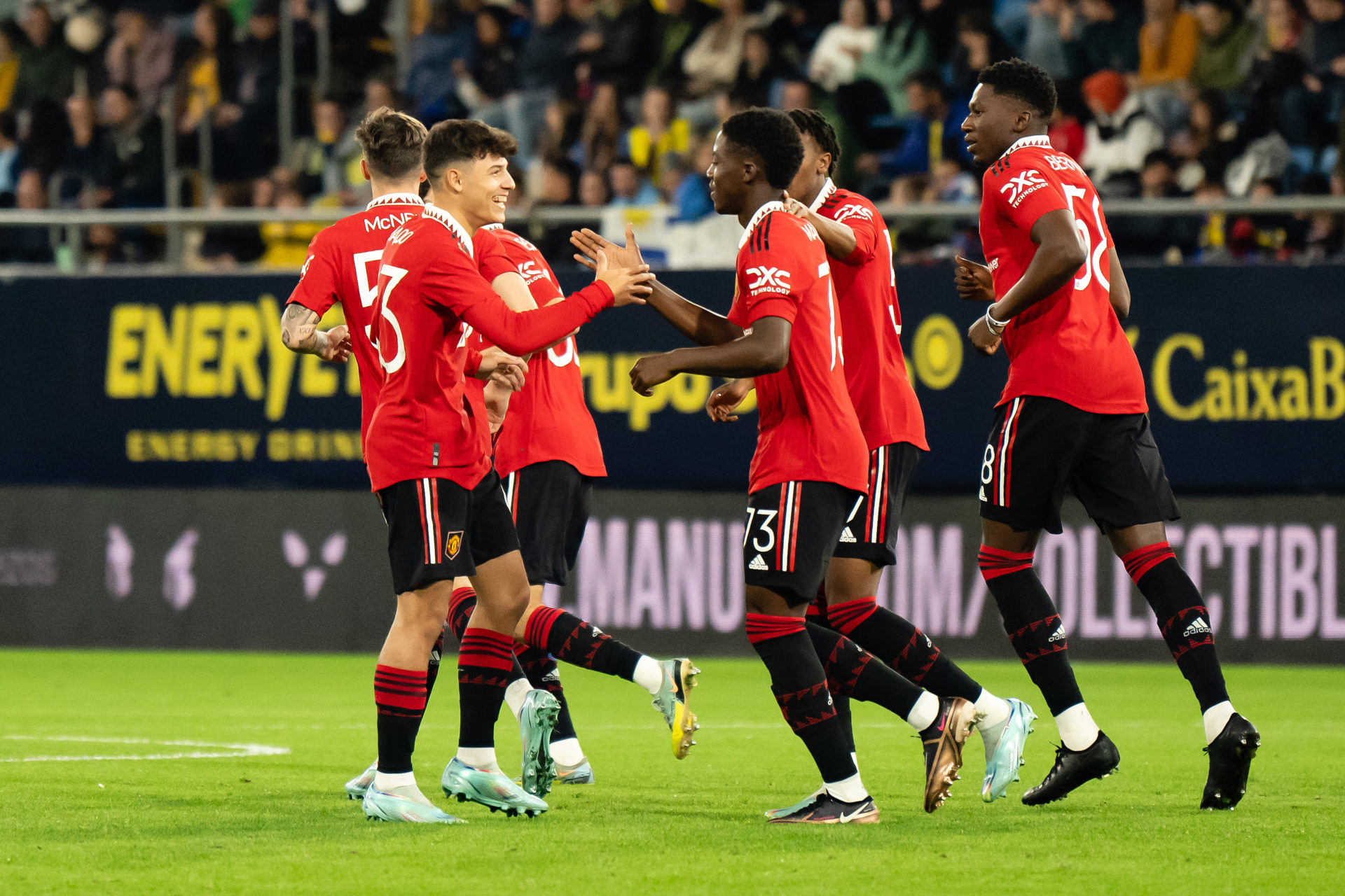 Ten Hag bất ngờ tìm ra phương án dự phòng cho Dalot