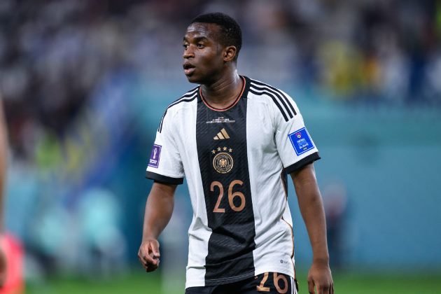 Samuel Eto'o khen mục tiêu của M.U là Messi mới