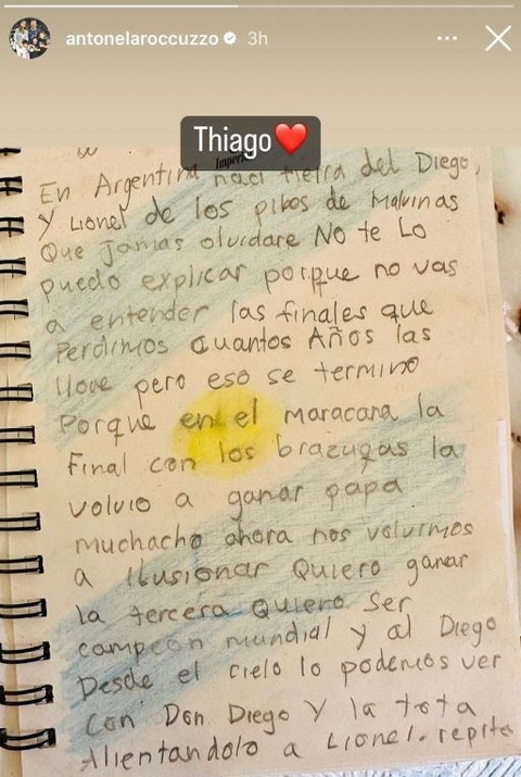 Thiago Messi cổ vũ bố theo cách đặc biệt