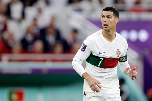 "Cristiano Ronaldo là thất bại nặng nề ở World Cup, trái ngược với Messi"