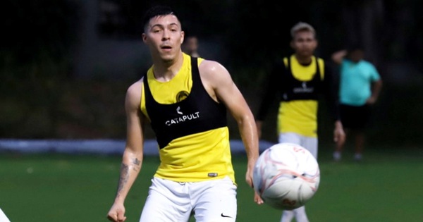 Ảnh bài viết Sergio Aguero thể hiện quyết tâm cùng tuyển Malaysia