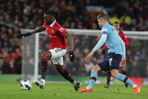 3 cầu thủ hưởng lợi khi Ten Hag giữ lại Wan-Bissaka