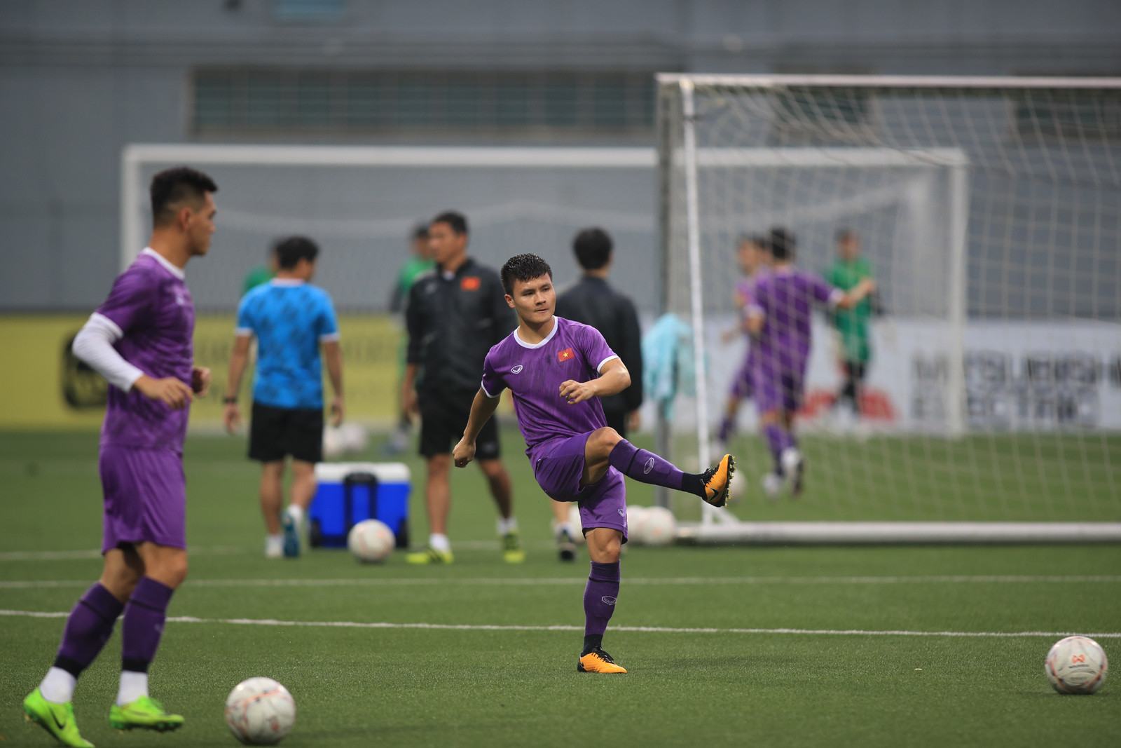 Ảnh bài viết HLV Park gặp riêng Quang Hải trước trận gặp Singapore