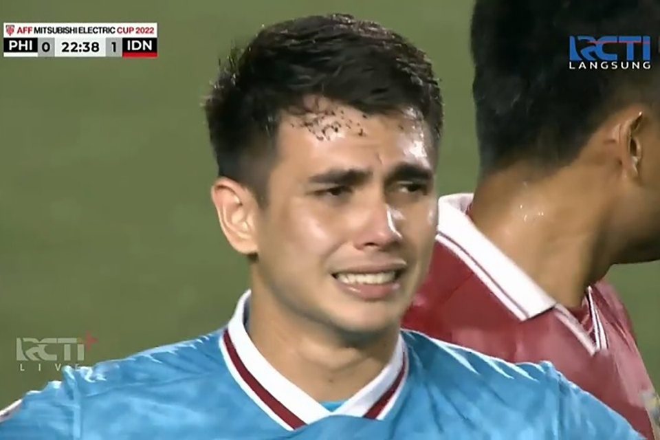 Thủ thành Indonesia tiết lộ về chấn thương trước thềm bán kết AFF Cup
