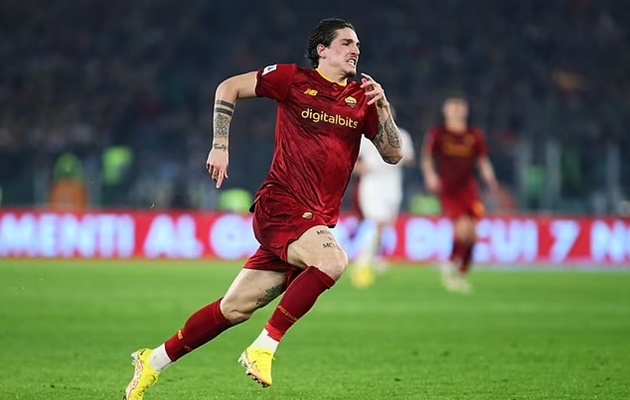 Roma trừng phạt Zaniolo vì thiếu chuyên nghiệp