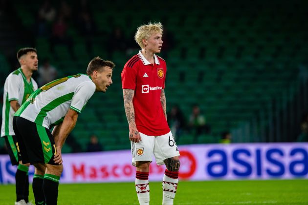 4 tài năng học viện Man United có thể thay thế Eriksen