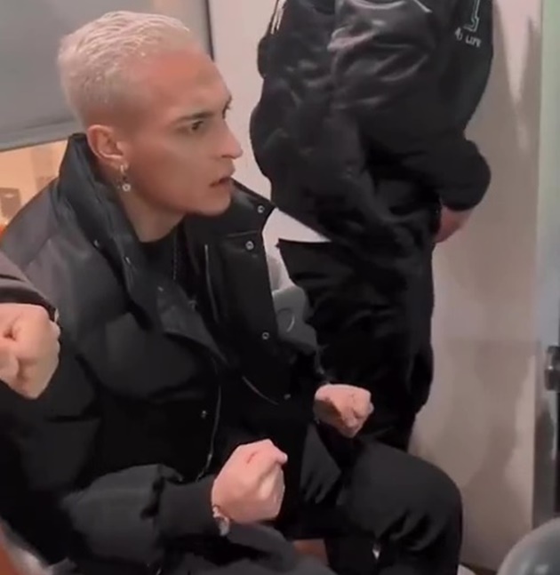 Ảnh bài viết Man Utd hòa Leeds, Antony gây bão với khoảnh khắc bùng nổ