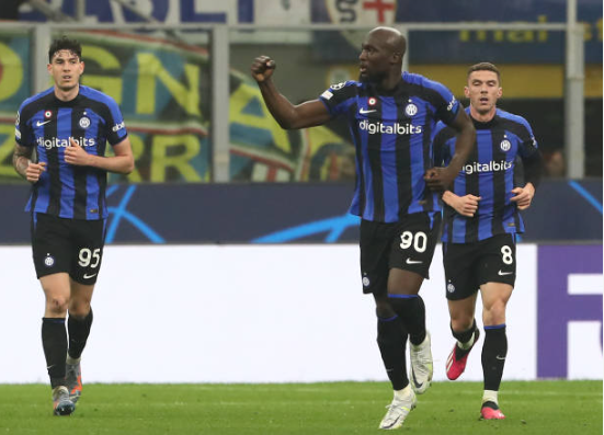 Ảnh bài viết Bước ngoặt thẻ đỏ, Inter giành chiến thắng sít sao trước Porto