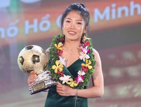 Huỳnh Như: 'Sang Bồ Đào Nha, tôi học được sự tự tin'