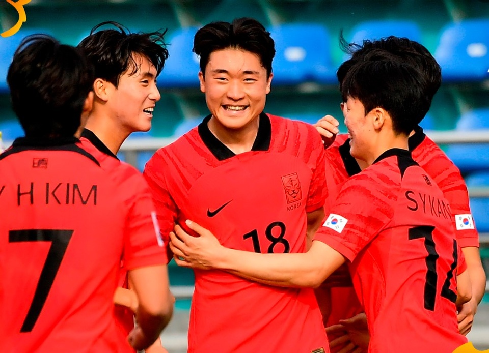 U20 Hàn Quốc đè bẹp Oman ở giải châu Á