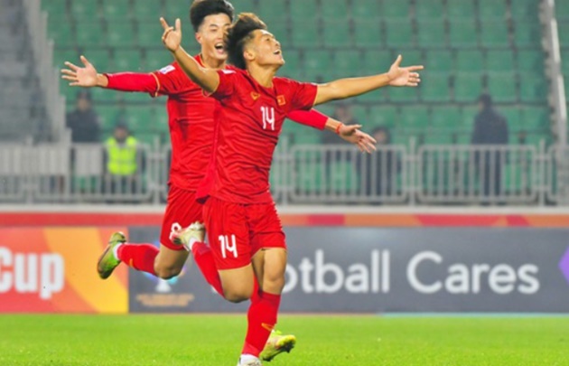 'Vua giải trẻ' sẽ tạo nên họng súng hai nòng cho U23 Việt Nam