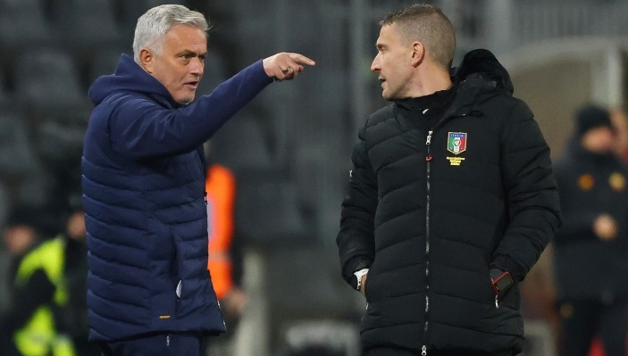 Trọng tài Serie A: Tôi không xúc phạm Mourinho