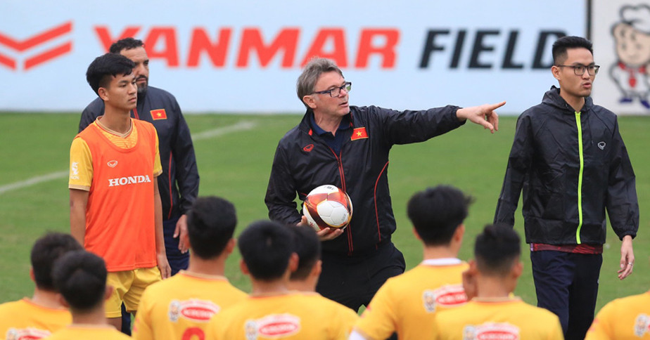 Danh sách U23 Việt Nam: 'Gắt' như HLV Philippe Troussier