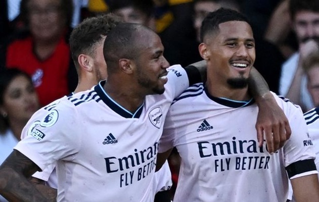 Kolo Toure: Arsenal vẫn có thể phòng ngự tốt nếu Saliba vắng mặt