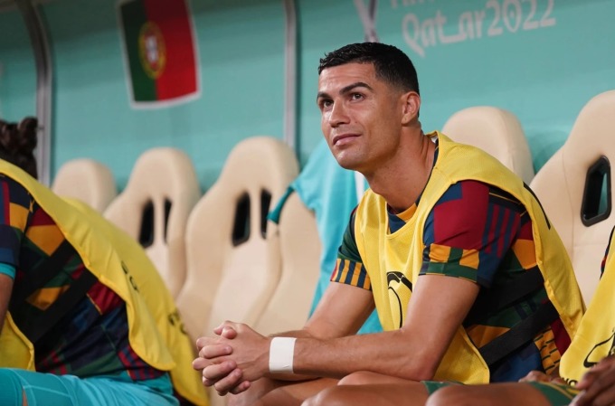 Ảnh bài viết Ngả mũ trước Ronaldo