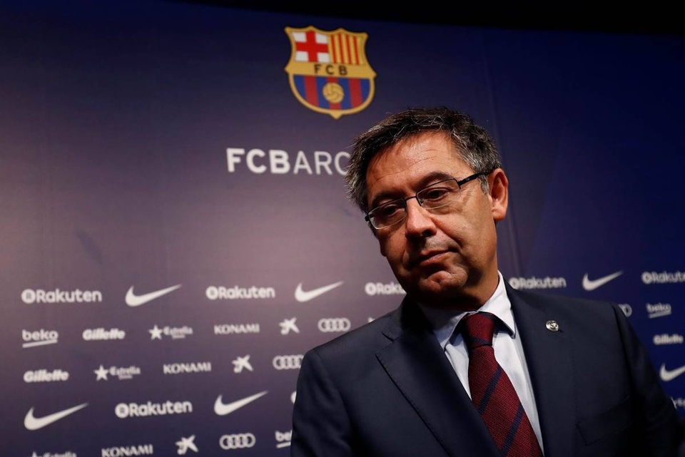 Số tiền các đời chủ tịch Barca trả cho trọng tài