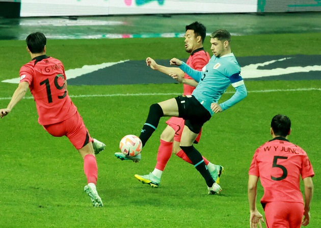 Ảnh bài viết Uruguay thắng trận sau khi VAR tước bàn của Hàn Quốc