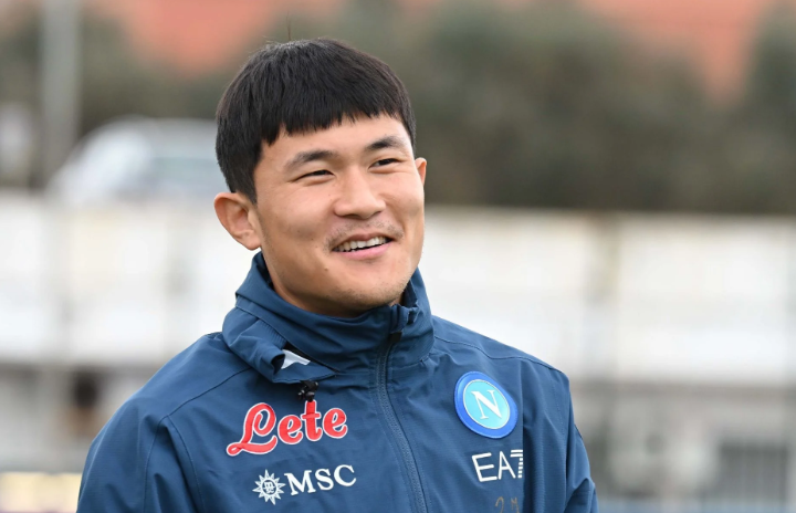 Liverpool giành 'pole' vụ Kim Min-jae