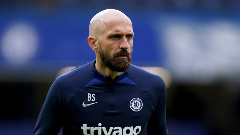 Nhờ cậy vào Bruno Saltor là canh bạc rủi ro với Chelsea