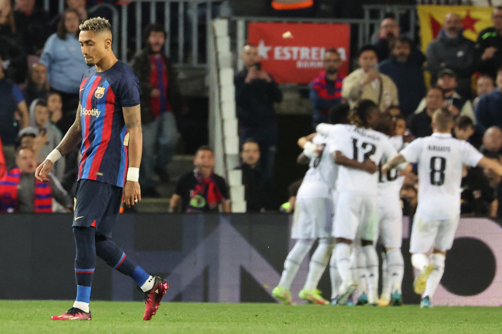 Ba cầu thủ khiến Barca thua muối mặt Real Madrid