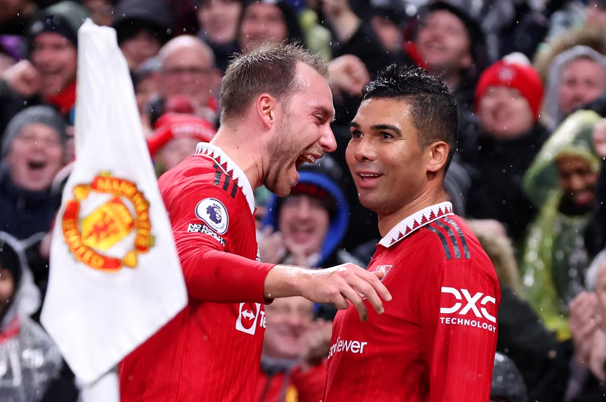 Casemiro ghi điểm mạnh, fan muốn anh làm đội trưởng MU tức thì