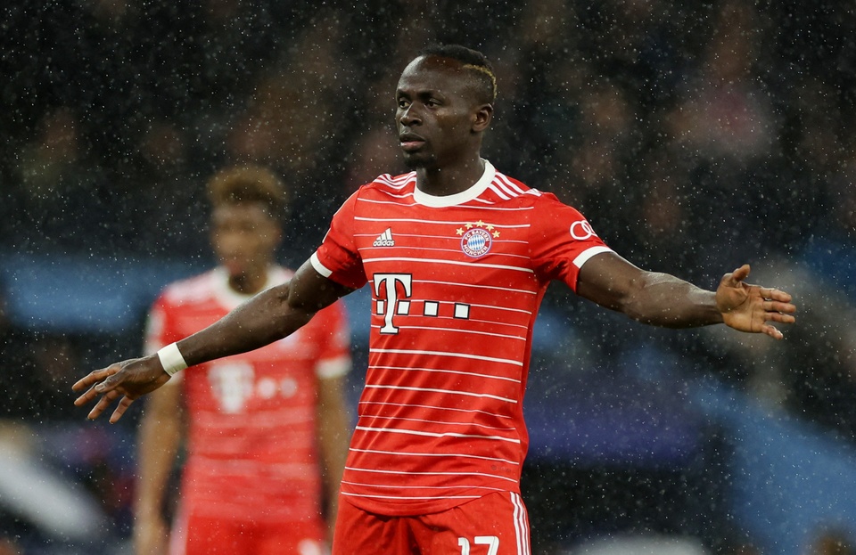 Mane bị Bayern gạch tên khỏi đội một
