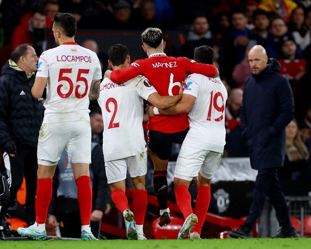 5 điểm nhấn M.U 2-2 Sevilla: Ác mộng phản lưới; Sai lầm của Ten Hag