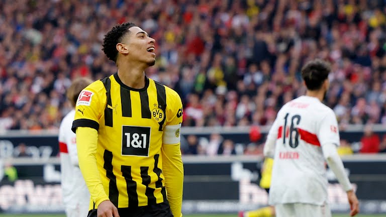 Dortmund thủng lưới phút 90+7; Bayern tiếp tục gây thất vọng