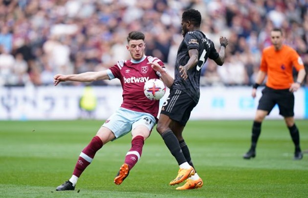 Ảnh bài viết VAR lại gây tranh cãi khiến Arsenal mất điểm