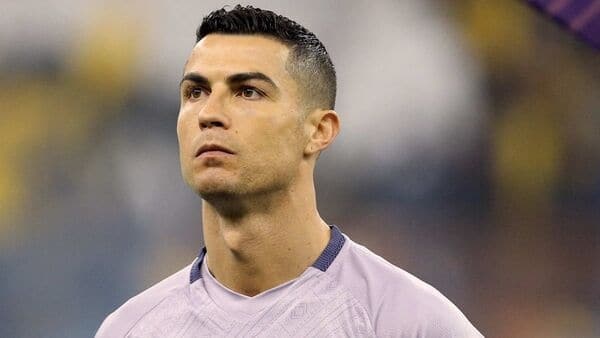 Fan đòi trục xuất Ronaldo khỏi Saudi Arabia