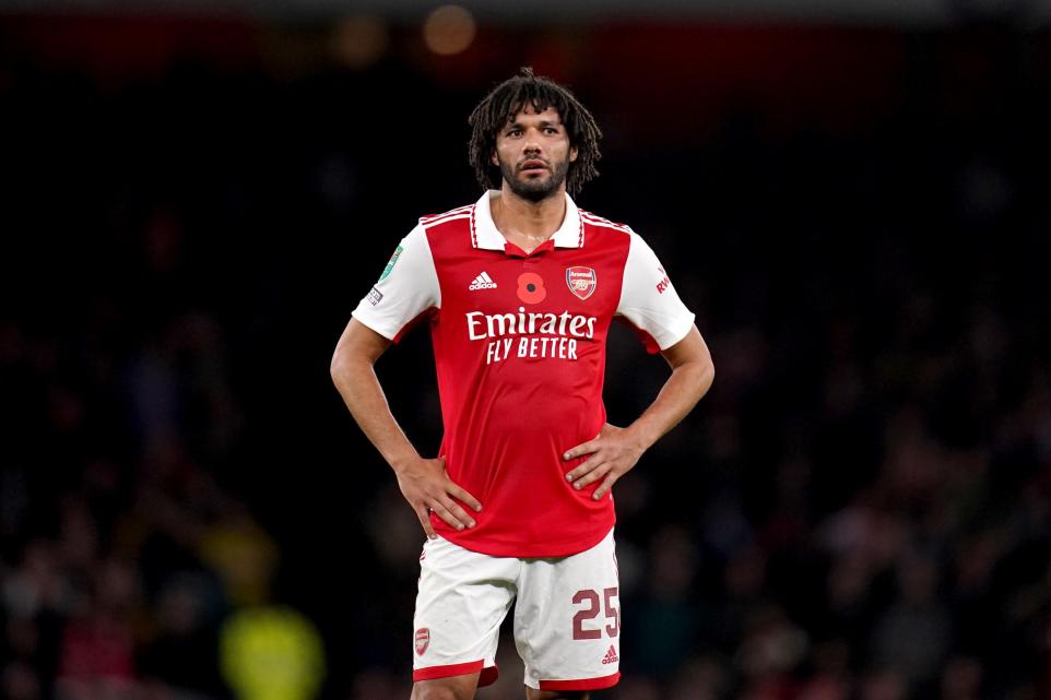 Tiền vệ Arsenal không muốn chơi cho một đội bóng nào khác