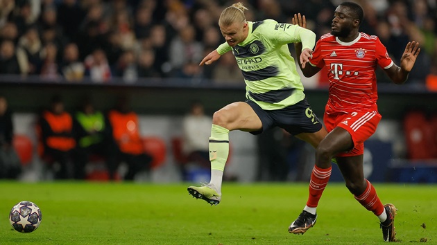 Bayern tìm thấy 'gián điệp' dâng vé bán kết cho Man City