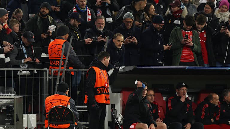HLV Thomas Tuchel bị đuổi