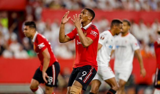 5 điểm nhấn Sevilla 3-0 M.U: Lại là Martial; 'No Fernandes, no Party'