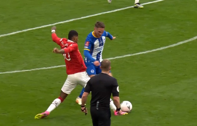 Ảnh bài viết Rashford làm Allister bẽ mặt