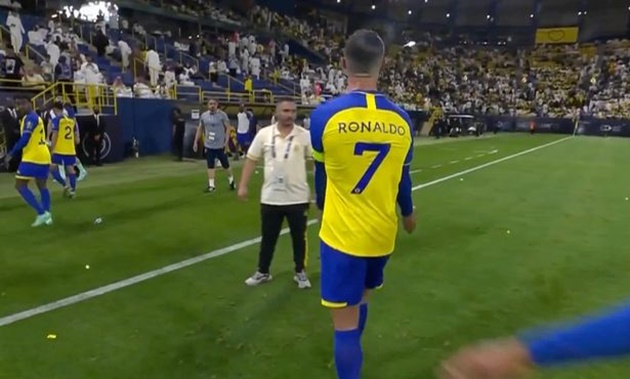 Ronaldo lại thể hiện hình ảnh xấu xí