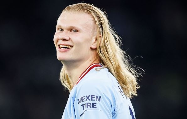 Haaland xõa tóc trước khi đi vào lịch sử Premier League