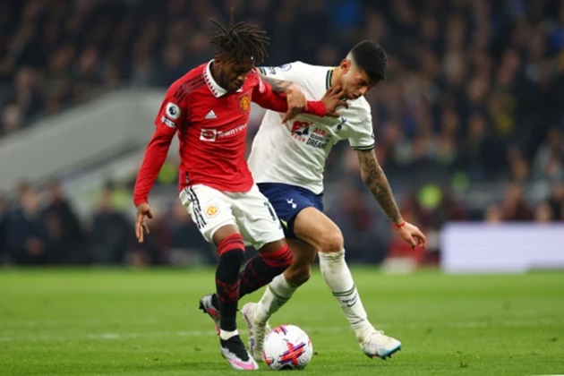Ferdinand phơi bày sai lầm làm Man Utd mất điểm của Ten Hag