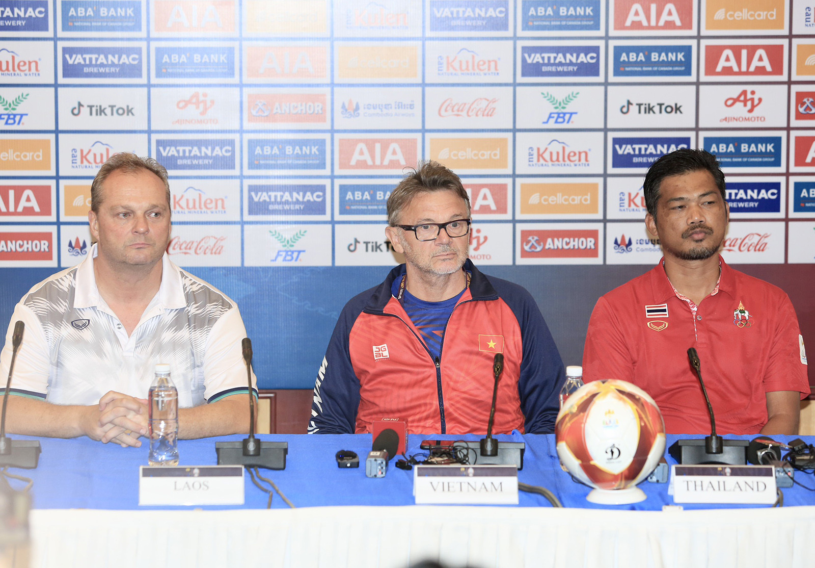 U22 Lào hẹn gây bất ngờ, U22 Thái Lan chưa nghĩ đến bán kết SEA Games 32