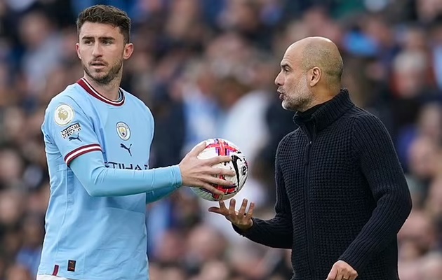 PSG muốn giải cứu sao thất sủng Man City