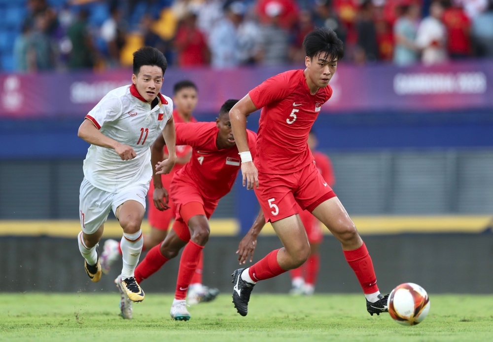 BLV Quang Tùng: 'Thắng đậm Singapore không quan trọng'