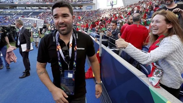 Barca chọn đồng đội cũ của Messi làm giám đốc bóng đá mới