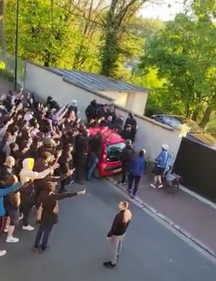 Ảnh bài viết Neymar vạ lây vì Messi