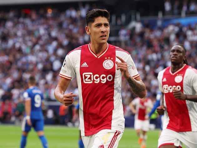 Ajax báo giá cho ngôi sao hàng hot khiến Chelsea bấn loạn