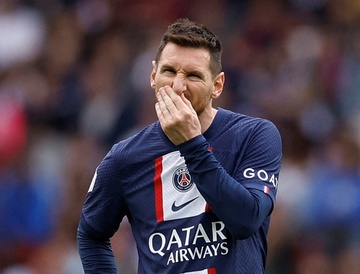 Ảnh bài viết Rivaldo: Messi thiếu tôn trọng PSG