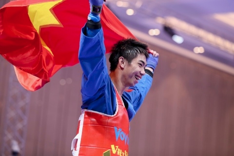 Võ sĩ Việt Nam sốt 39 độ vẫn giành HCV SEA Games 32