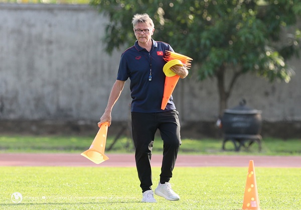 U22 Việt Nam đấu Malaysia: Chờ HLV Troussier lấy vé bán kết sớm
