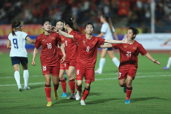 Tuyết Dung: Tuyển nữ Việt Nam giành HCV SEA Games an ủi đội U22