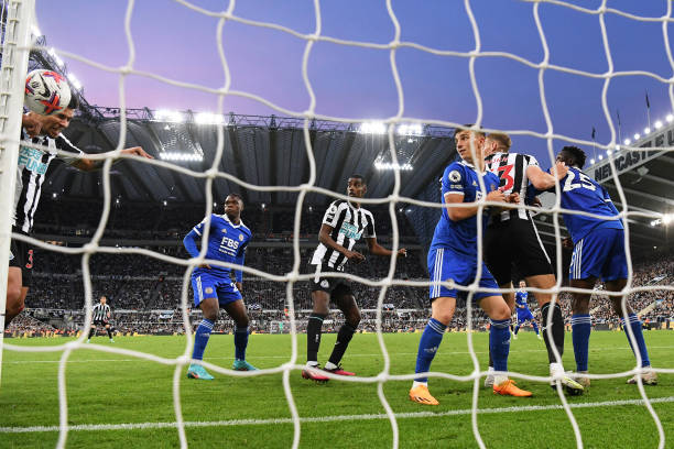 Solskjaer đã đúng về 'cỗ máy tạt bóng' của Newcastle